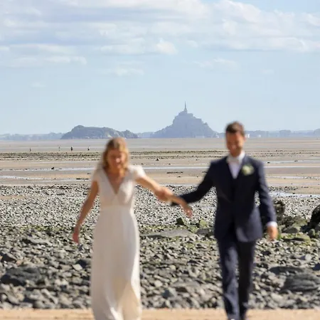 Nocleg ze śniadaniem Les Angelots, Vue Sur Le Mont St Michel Saint-Jean-le-Thomas